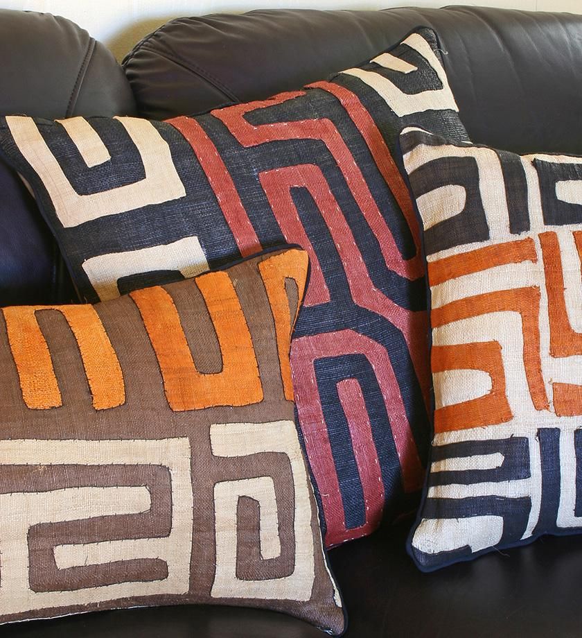 THROWS & DECORATIVE PILLOWS - Casa De Mansa